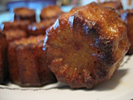 Caneles rhum vanille Photo de Caneles rhum vanille